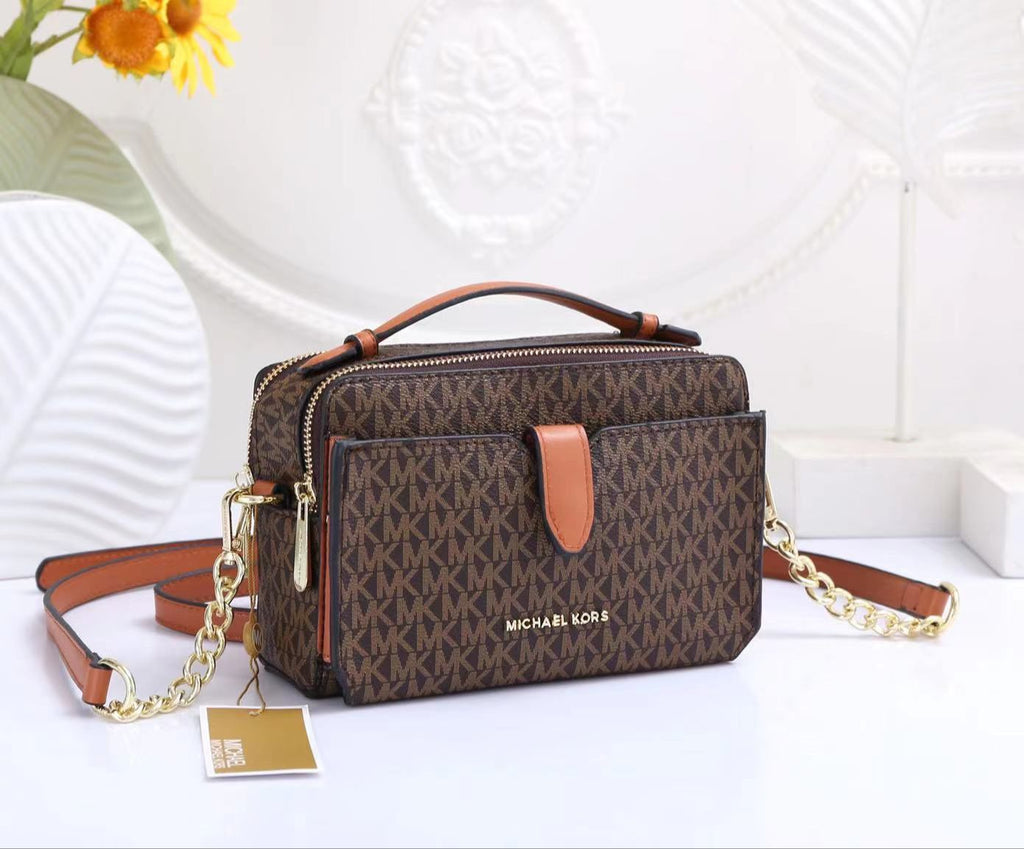 Michael Kors Phone Bag