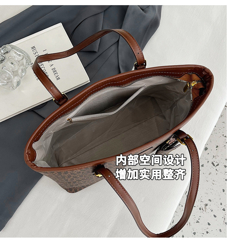 Tote Bag with Key Holder